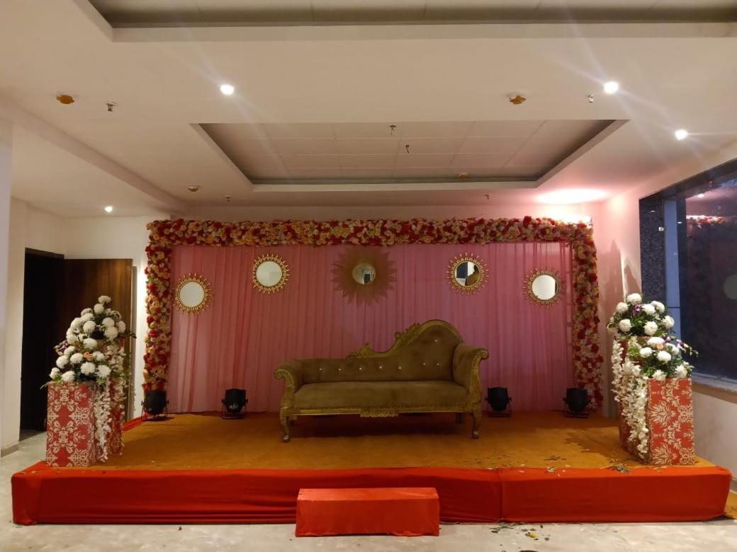 Sourav Park Inn Agra  Ngoại thất bức ảnh